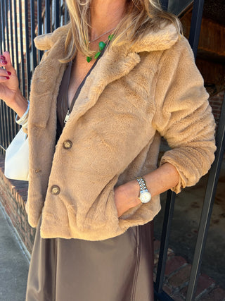 Sadie & Sage | Eden Faux Short Coat Golden Brown