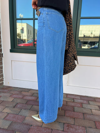 Z Supply | Mia Loose Wide Leg Denim Pant Worn Indigo