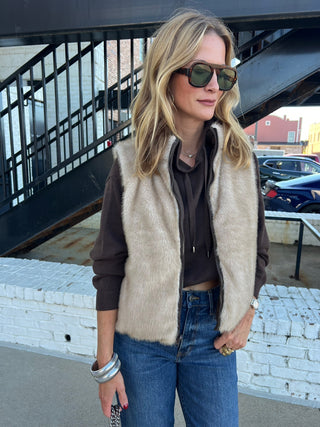 Steve Madden | Brady Reversible Vest Dark Espresso