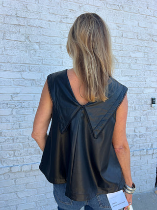 The Livy Top Black