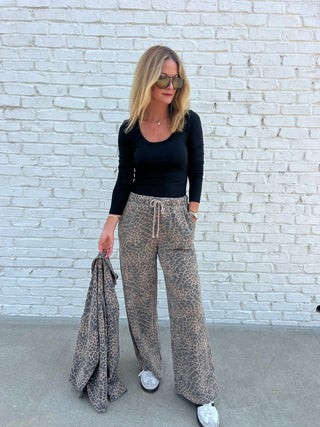 Z Supply | Hunter leopard Knit Pants Desert Tan
