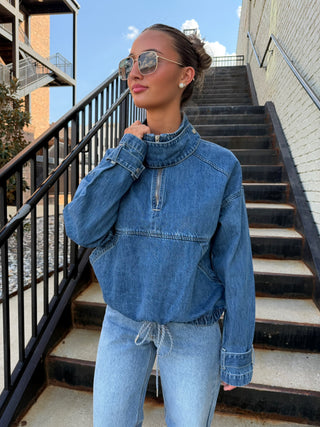 Summit Denim Pullover Med Wash