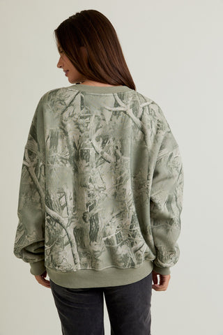 Le Lis | Blair Camo Print Sweatshirt Sage Camo