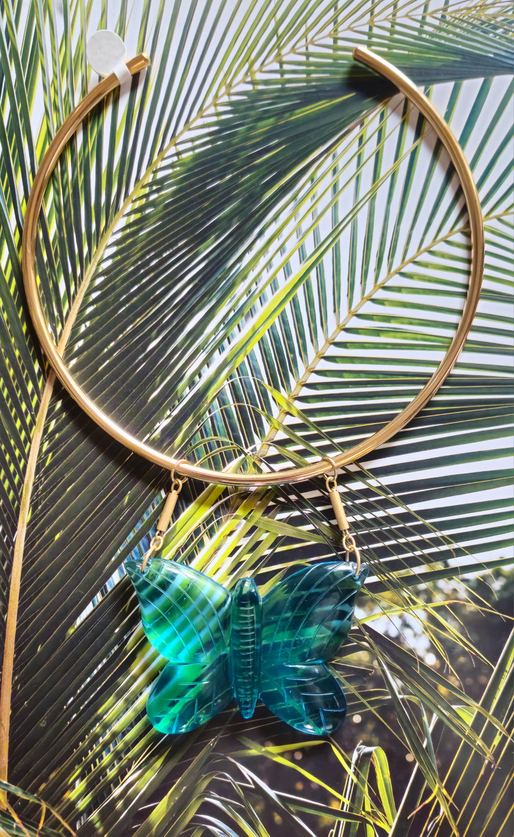 AmuletBraveDesign | Collar Stone Butterfly Translucent Blue Onxy ...