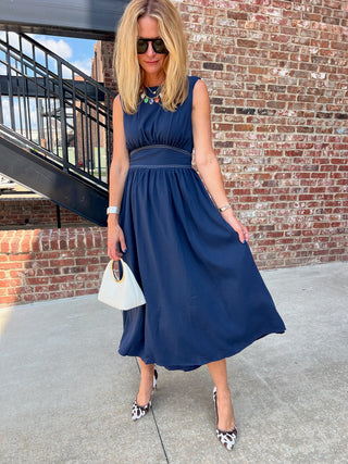 TCEC | Prynn Gathered Stitch Midi Dress Navy