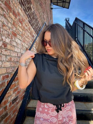 Heyson | The Hill Top Black