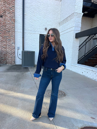 OLIVACEOUS| The Yoakam Contrast Sweater Navy