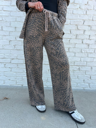 Z Supply | Hunter leopard Knit Pants Desert Tan