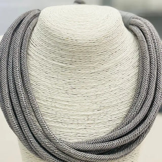 Slub 8-Strand Necklace Gray Fox