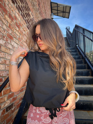 Heyson | The Hill Top Black