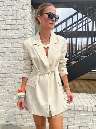 Modern Tailored Blazer Dress Powder Oatmeal