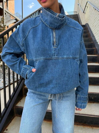 Summit Denim Pullover Med Wash