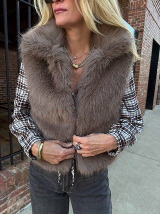 Olivaceous Maya Faux Fur Zip Up Vest Brown