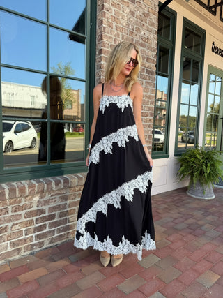 Escape Maxi Dress Black