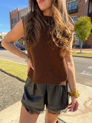 Olivaceous Rosa Essential Sweater Vest Brown