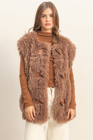 Jade Toggle Closure Fuzzy Vest Brown [Door Buster]