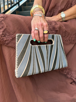 Mia Clutch Marble Leather Grey