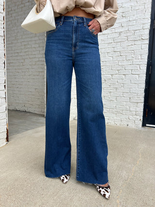 Daze | Far Out Waterfall Dk. Wash