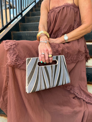 Mia Clutch Marble Leather Grey