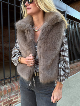 Olivaceous Maya Faux Fur Zip Up Vest Brown