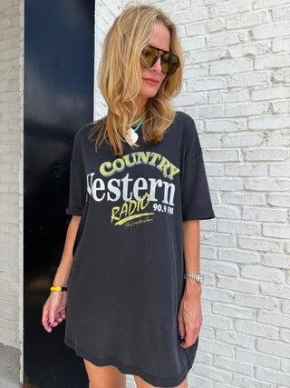The Laundry Room | Country Western Radio Oversized Tee Black Snow