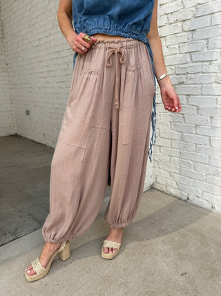 Vance Woven Bottoms Brown