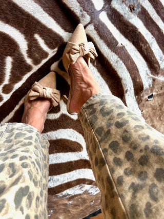 Oasis Society | Jane Bow Heel Sand