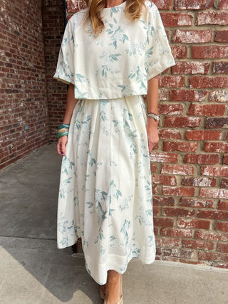 Magnolia Mist Floral Set