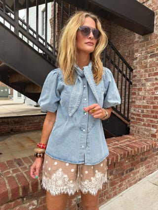 ENTRO | Casey Denim Top Light Wash