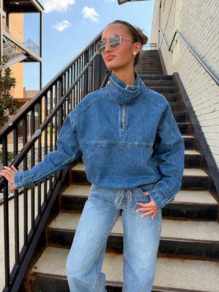 Summit Denim Pullover Med Wash