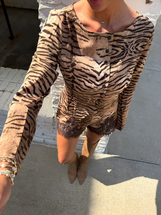 Faye Tiger Lace Set