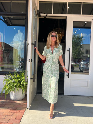 Sadie & Sage | Palm Whispers Midi Shirt Dress