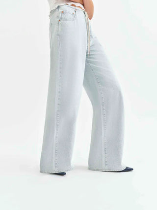 Daze Denim | Madison Mid Rise Wide Leg in Baby Talk