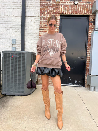 Le Lis | Cowboy Oversized Sweatshirt Mocha
