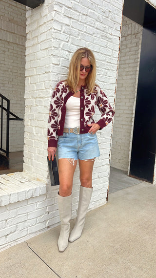 Daisy Vibe Knit Cardigan Wine