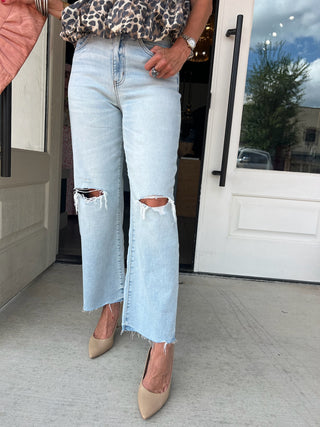 DAZE | Pleaser HR Charisma Distressed