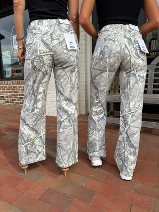 MICA DENIM | Aspen Print Jeans