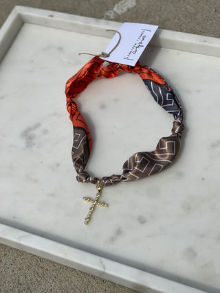 Jennifer Thames | Diamond Cross Brw/Org Scarf