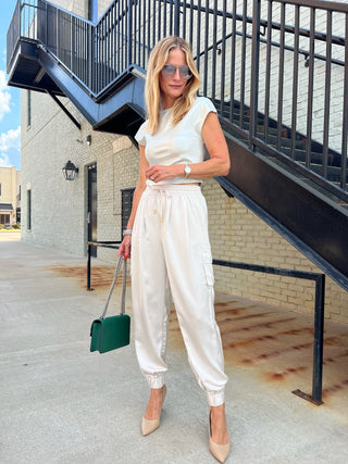 Glam | The Mereda Jogger Cream