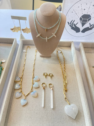 Amulet Brave Design | 7 Opalite Stone Heart Necklace