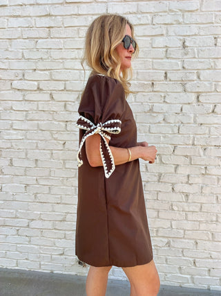 Entro | Heather Scallop Trim Puff Mini Dress Brown