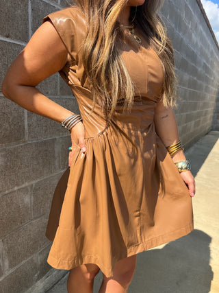 Heyson | The Trendsetter Dress Mocha