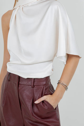 Beckham Asymmetrical Top Cream