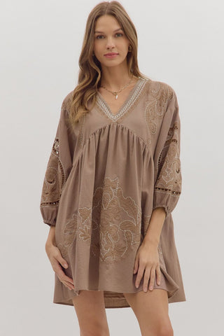 Entro | Isryn Embroidered Floral Dress Mocha