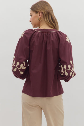 Entro | Corie Embroidered Sleeve Solid Top Merlot