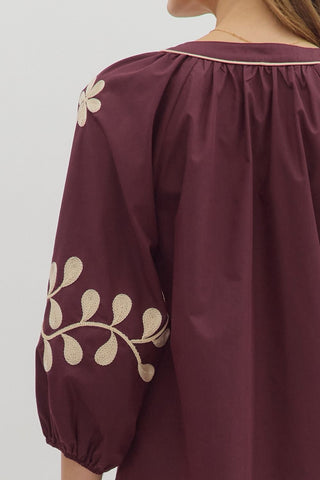 Entro | Corie Embroidered Sleeve Solid Top Merlot